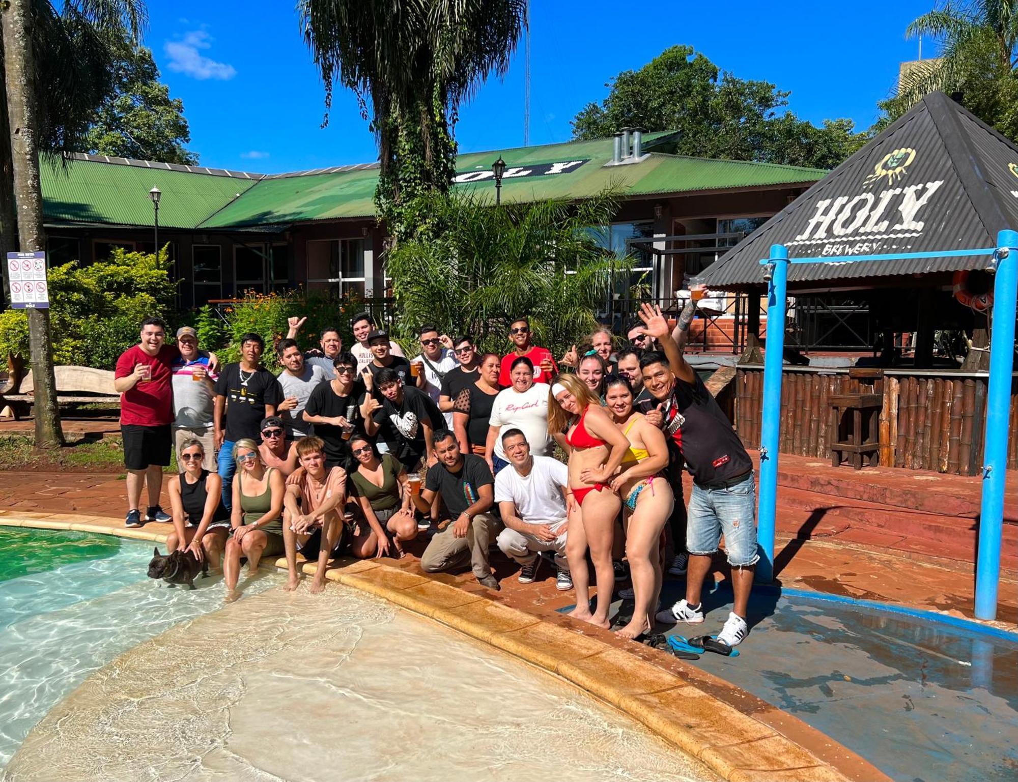 Beer Hotel Iguazu بويرتو إجوازو المظهر الخارجي الصورة
